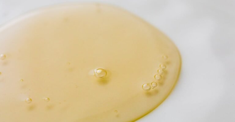Cut Through Skin Care Confusion With This Easy-To-Use Advice